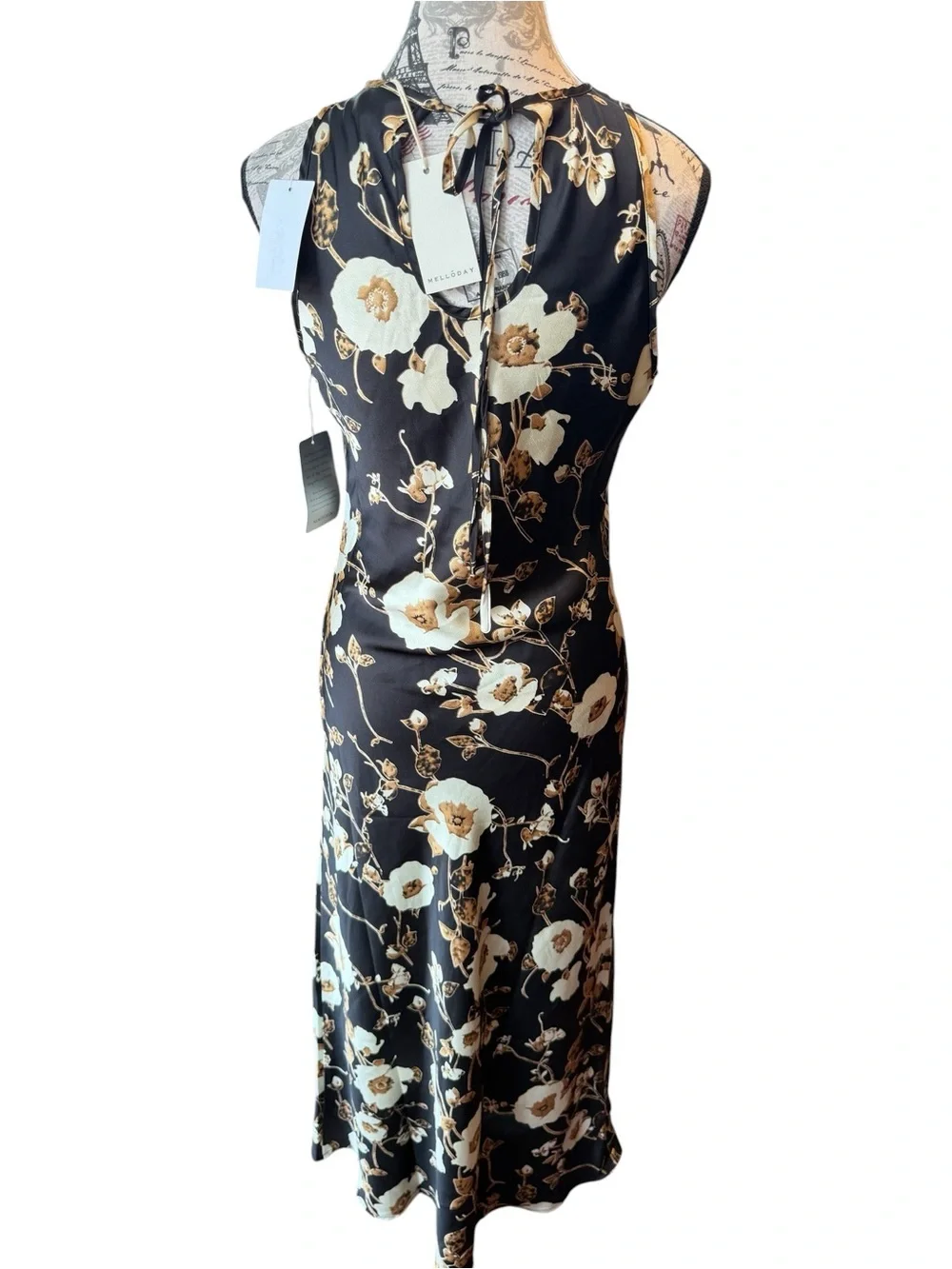 MELLODAY Black Maxi Dress with Cream & Gold Floral Print - Picture 4 of 9